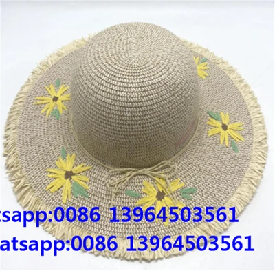 کلاه دست ساز دختر گل در فضای باز ساحل