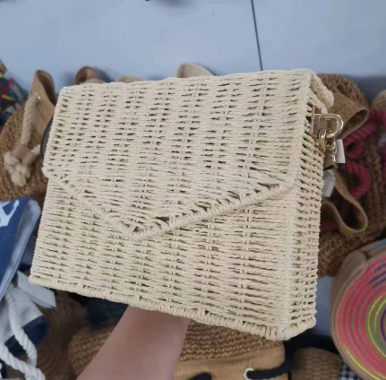 کیف ساحلی طبیعی Rattan Lady