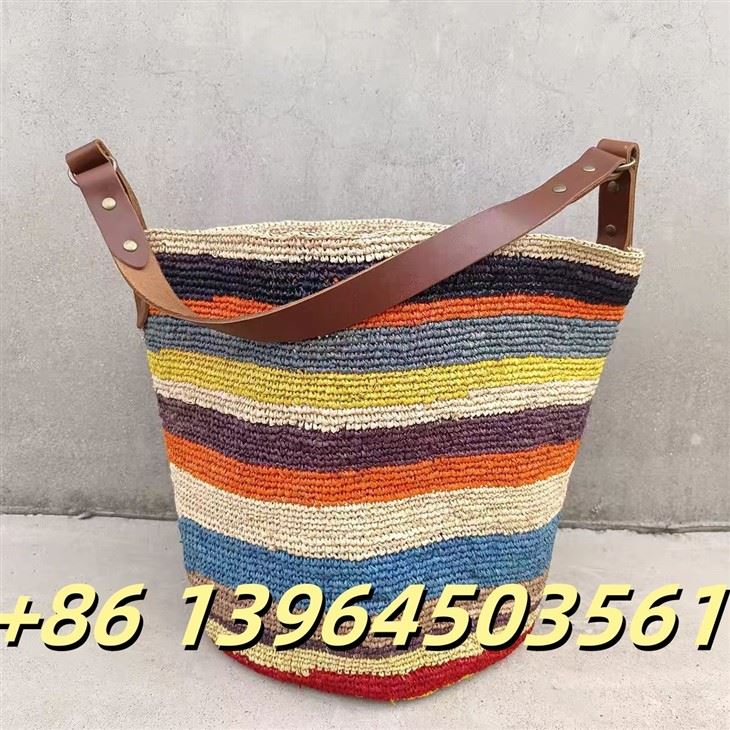 Busket زن رنگارنگ رافیا