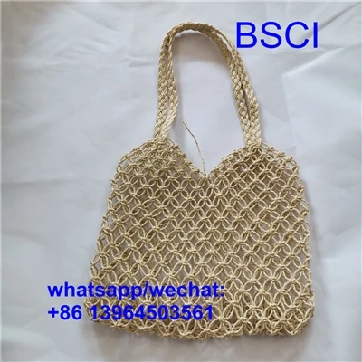 شناسایی اصالت و مواد مشاهده برای کیف های چرمی