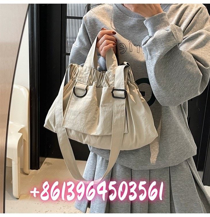 کیسه شانه پارچه نایلون بژ