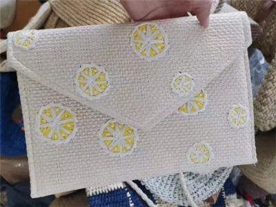 کیف کلاچ زنانه گلدوزی کاغذ