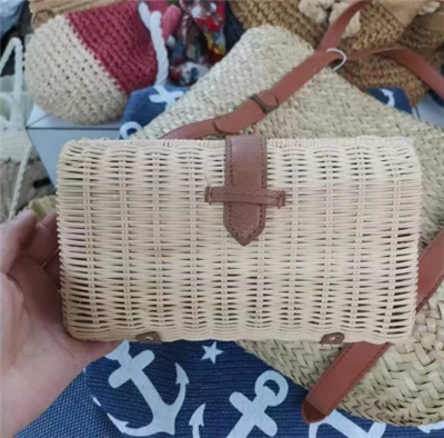 کیف مجلسی دستبافت کوچک حصیری